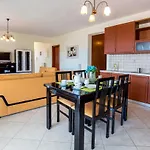 Smaro Διαμέρισμα *