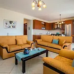 Διαμέρισμα Smaro Skála Marión