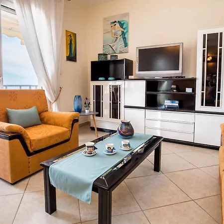 Smaro Appartamento Skála Marión