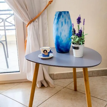 Smaro Apartment *