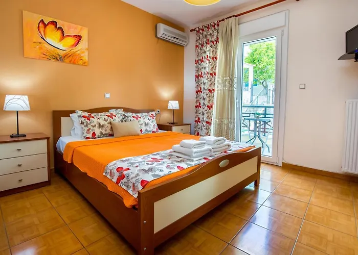 Smaro Skála Marión