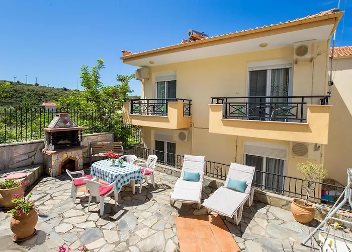 Smaro Apartment Skála Marión