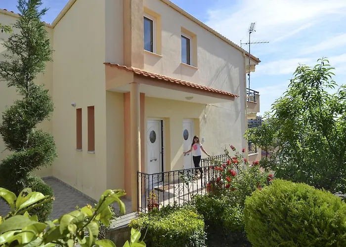 Smaro * Skála Marión